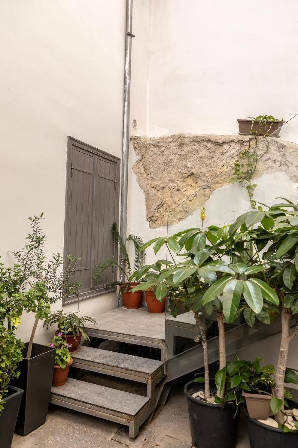 Edem Traditional House אורחן לרנקה